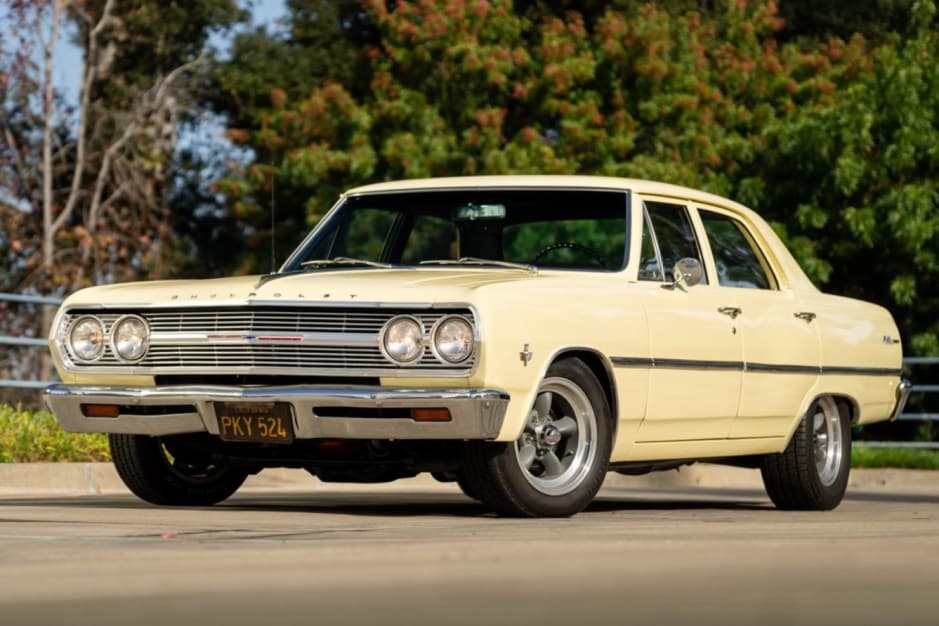 1965 Chevrolet Chevelle sold for $15,250