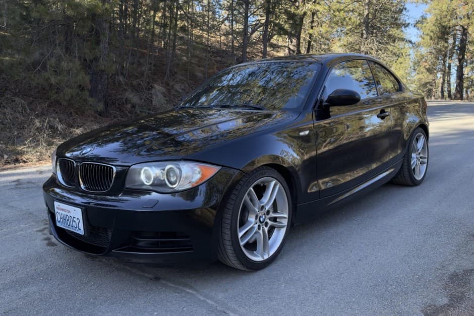 2009 BMW E82/E88 1-Series sold for $14,500