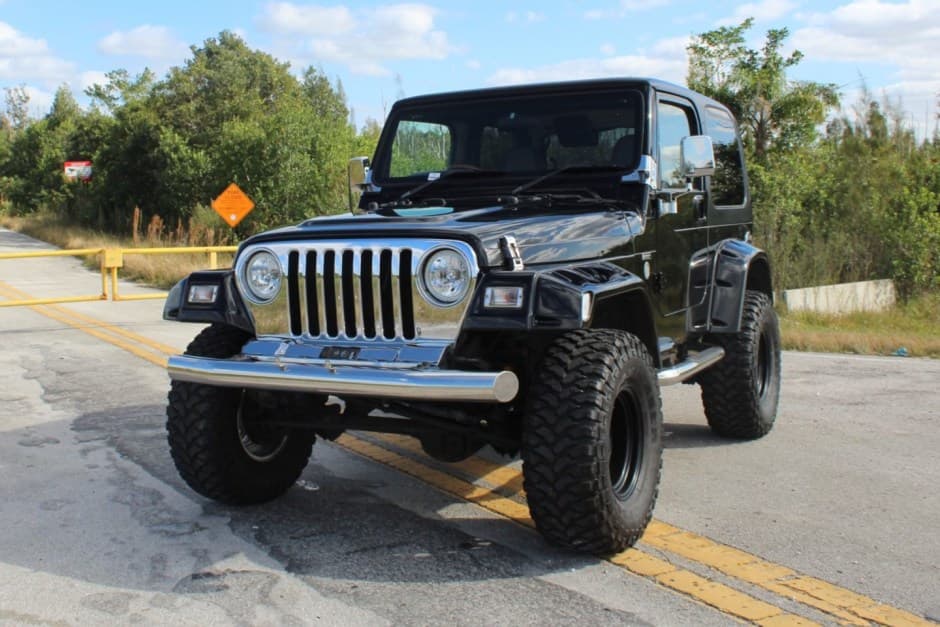 1999 Jeep Wrangler TJ (1997-2006) sold for $8,900