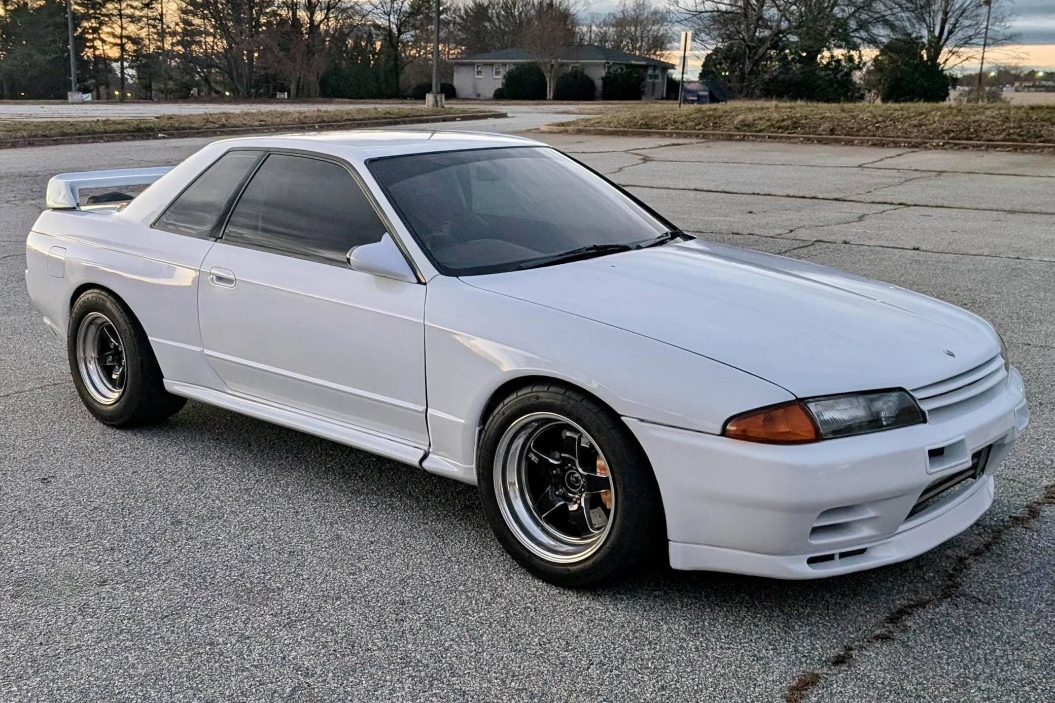 1989 Nissan R32 Skyline sold for $24,000