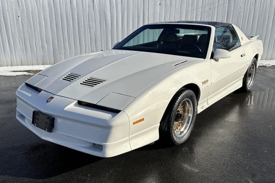 1989 Pontiac Firebird (1982-1992) sold for $38,000