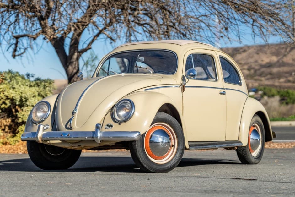 1953 Volkswagen Beetle (Split Window) sold for $30,500
