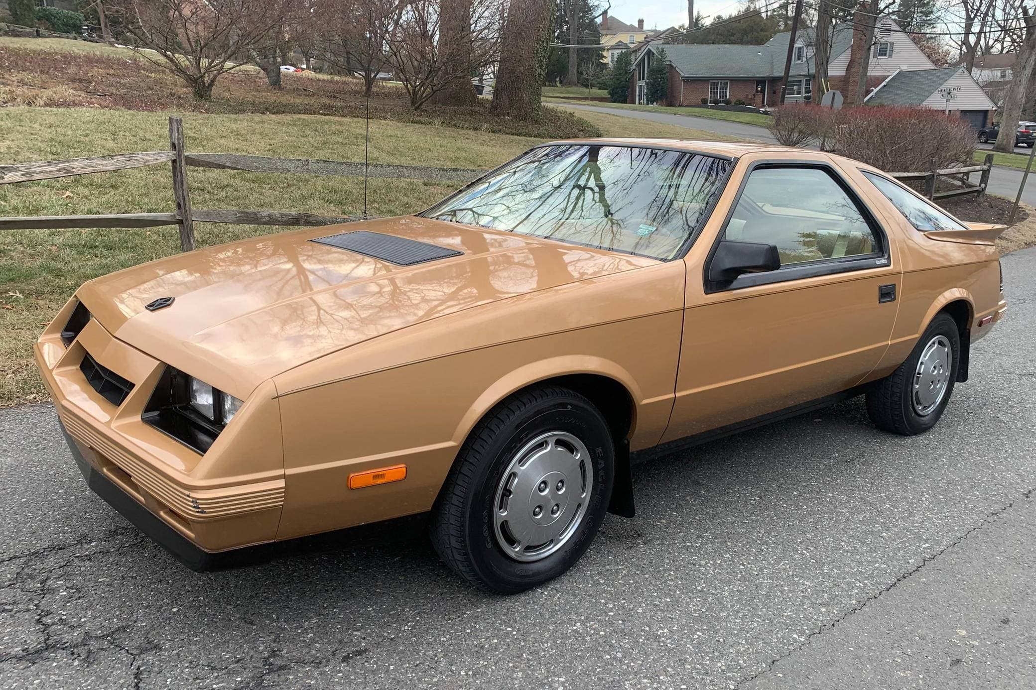 1985 Dodge Daytona sold for $4,300