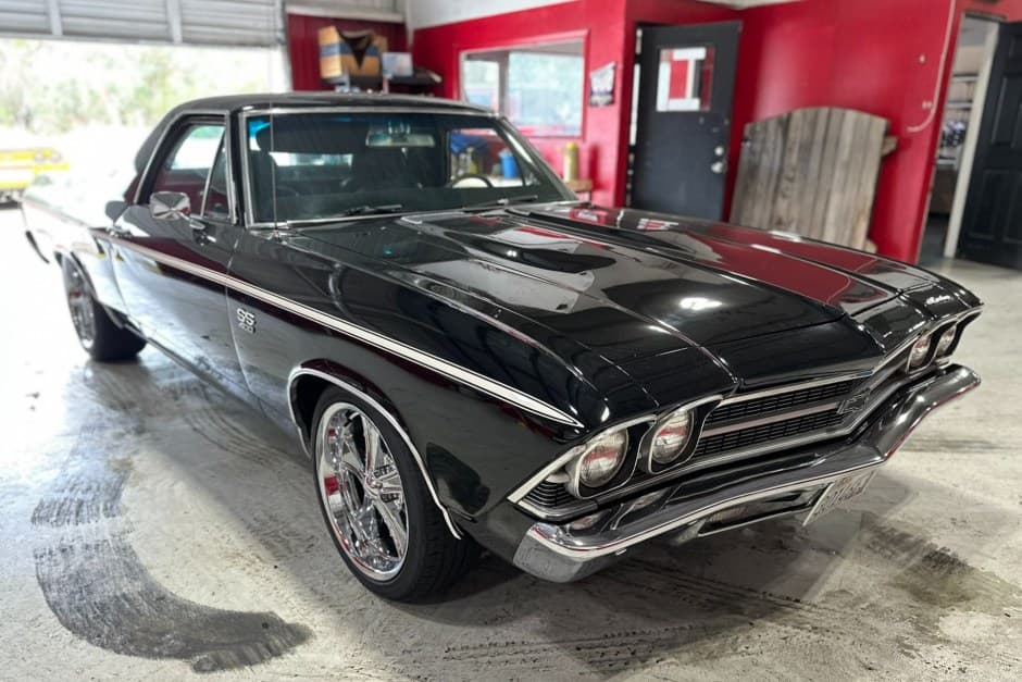 1969 Chevrolet El Camino sold for $21,000