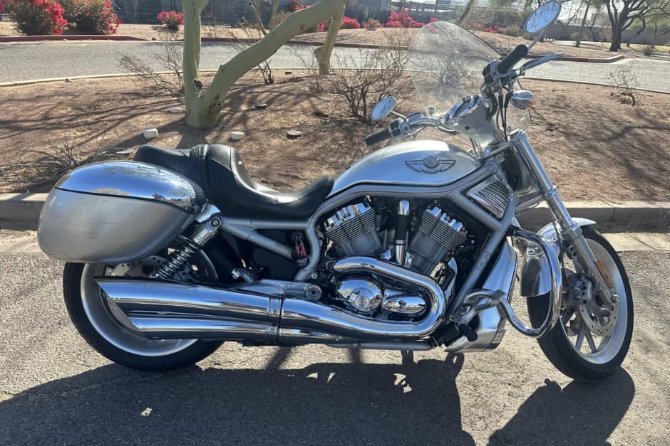 2003 Harley-Davidson V-Rod sold for $4,000