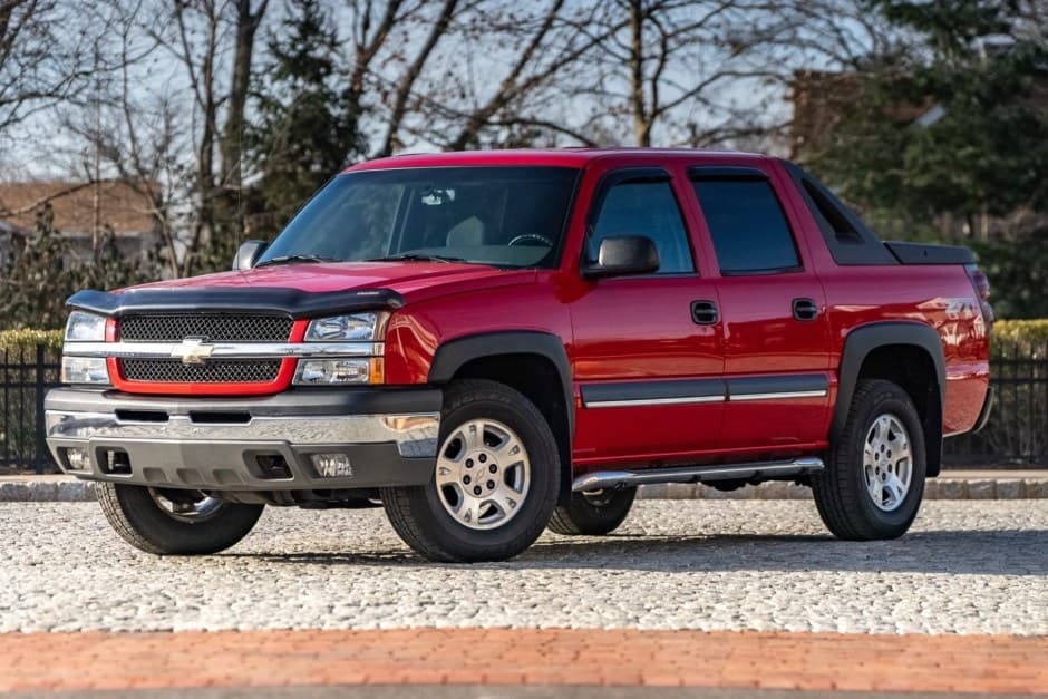 2003 Chevrolet Avalanche sold for $43,000