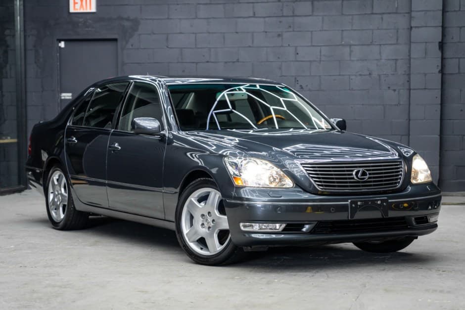 2005 Lexus LS Sedan sold for $26,500