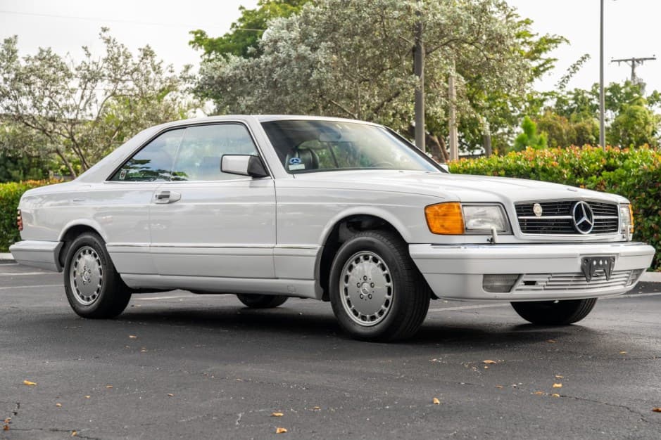 1988 Mercedes-Benz C126 sold for $32,551