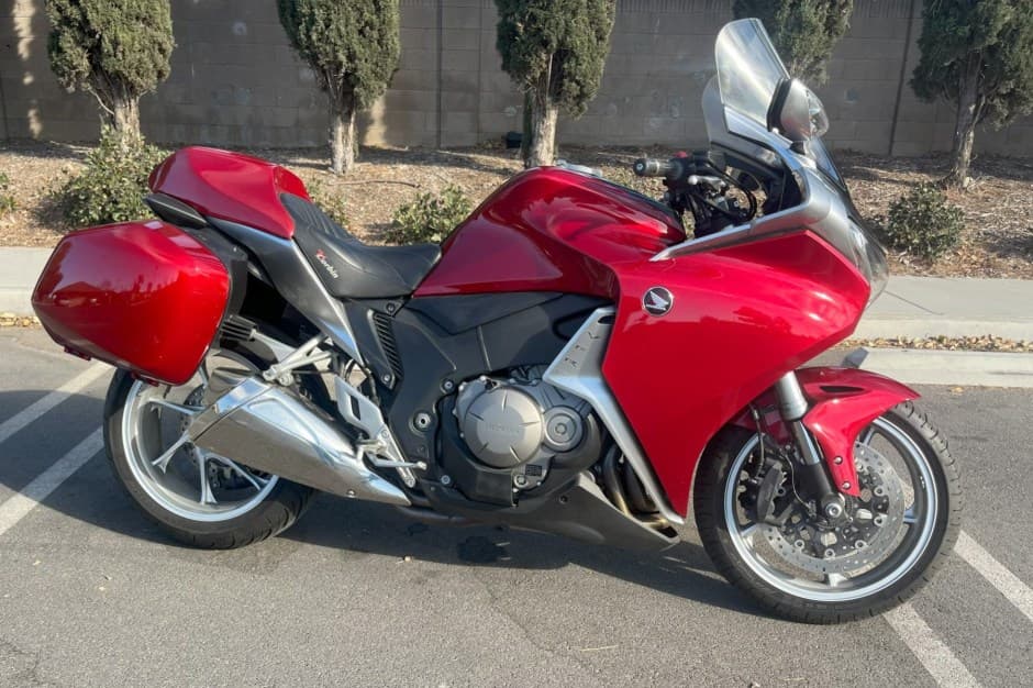 2010 Honda VF & VFR sold for $4,700