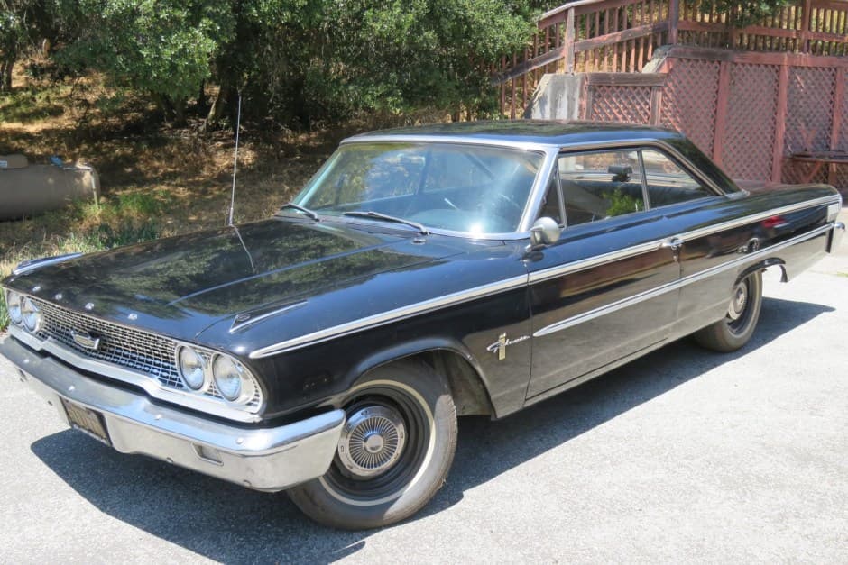 1963 Ford Galaxie sold for $25,250