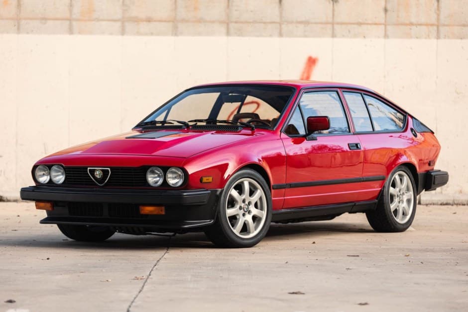 1985 Alfa Romeo GTV6 sold for $20,615