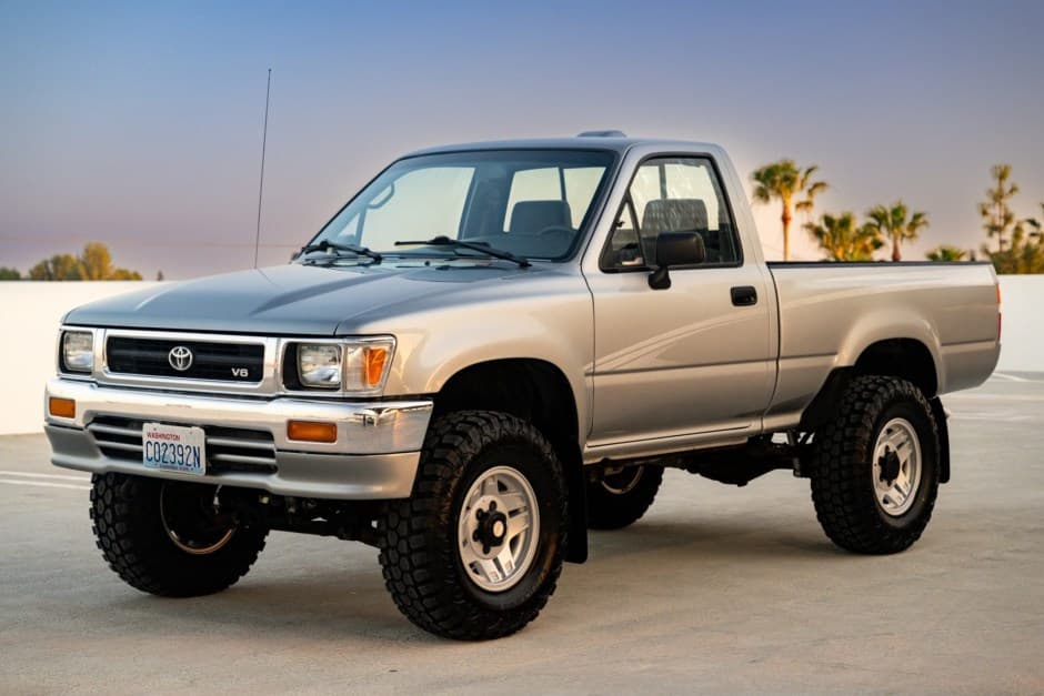 1994 Toyota Pickup (N80/90/100/110 1989-1997) sold for $23,000