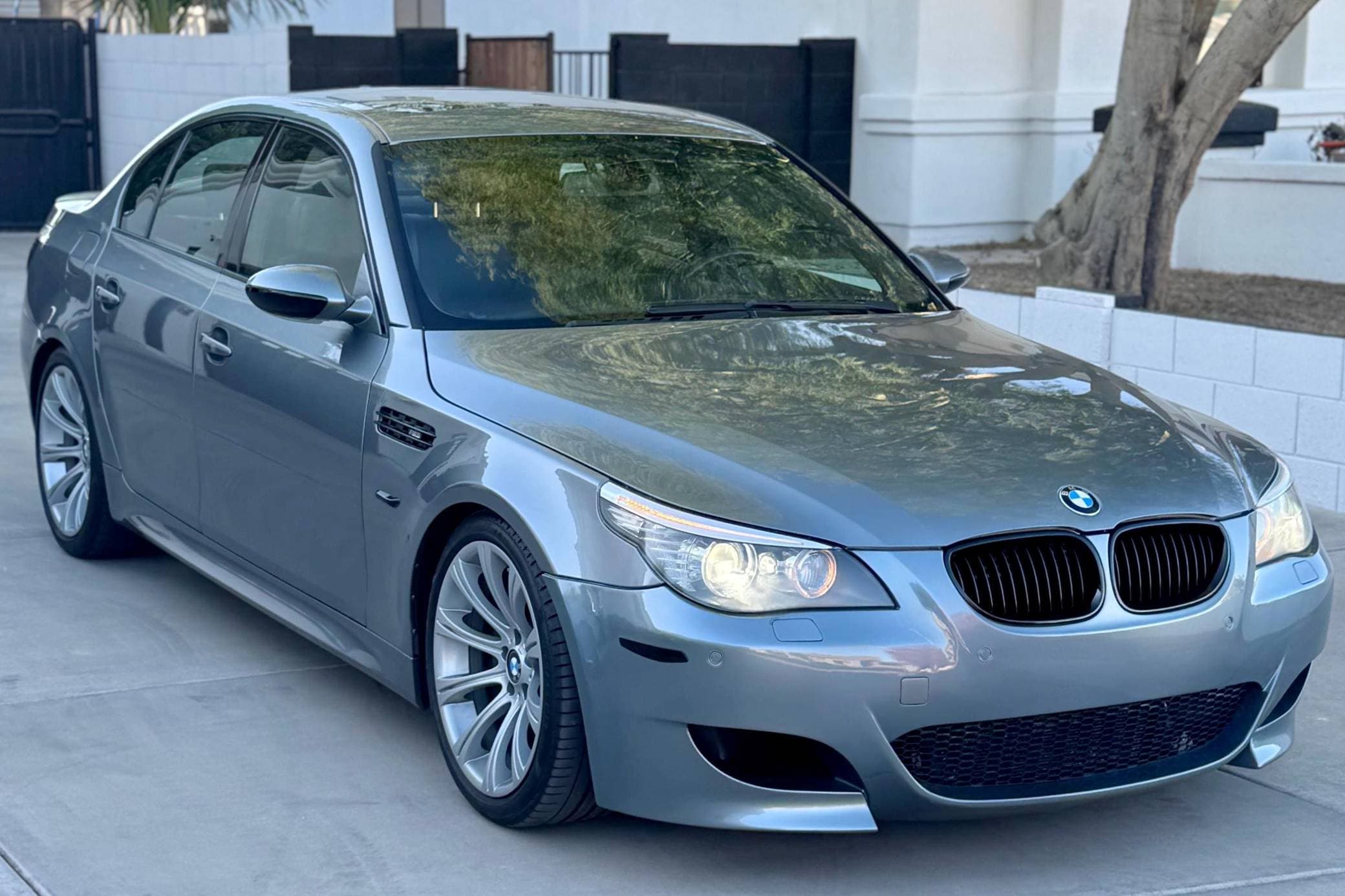 2008 BMW E60 M5 sold for $25,000