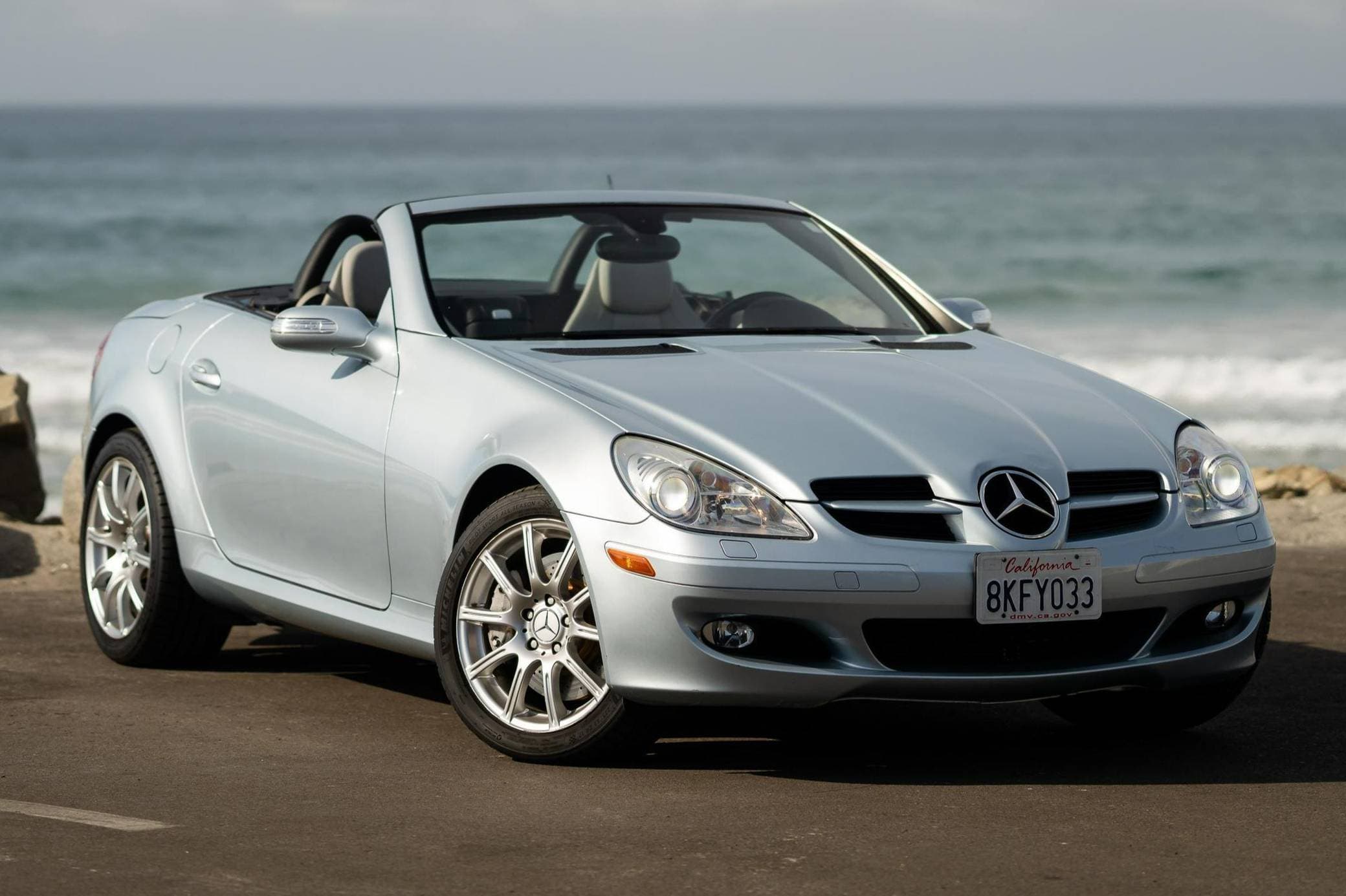 2007 Mercedes-Benz SLK-Class sold for $9,000