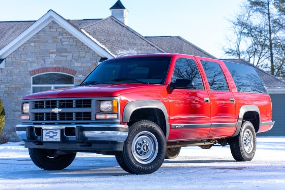 1995 Chevrolet Suburban (GMT400 1992-1999) sold for $22,000