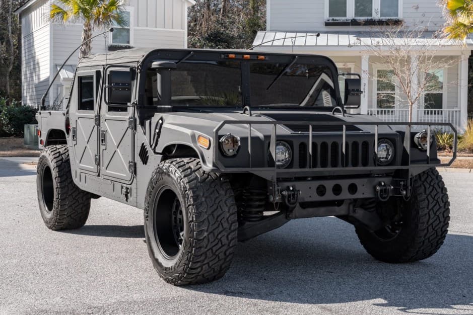 1993 Hummer HMMWV/Humvee sold for $35,000