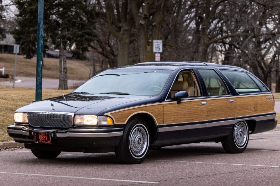 1991 Buick Roadmaster sold for $16,500