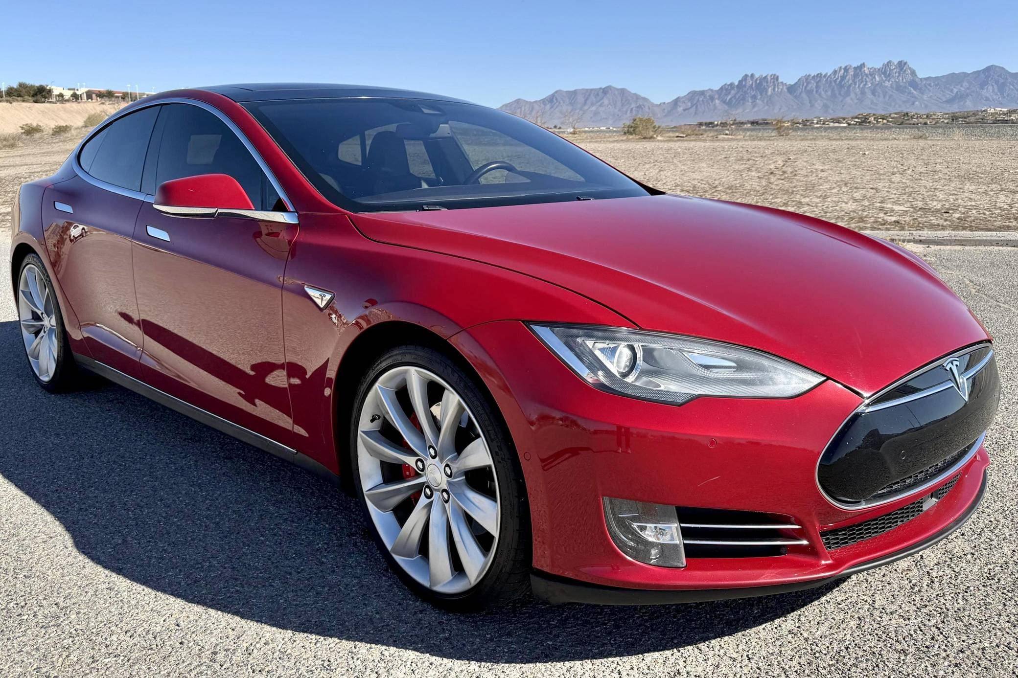 2016 Tesla Model S sold for $20,250