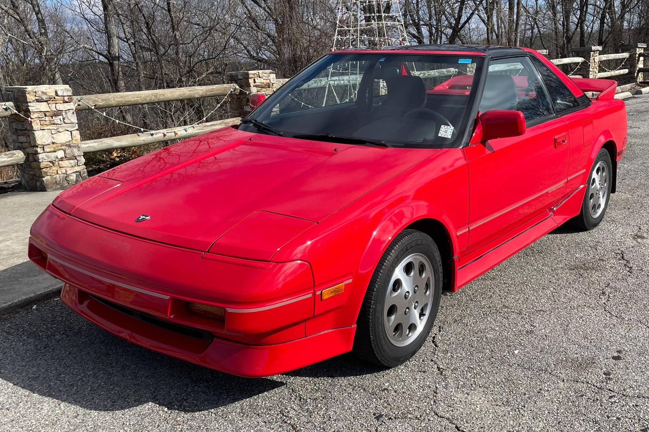 1989 Toyota MR2 sold for $23,001