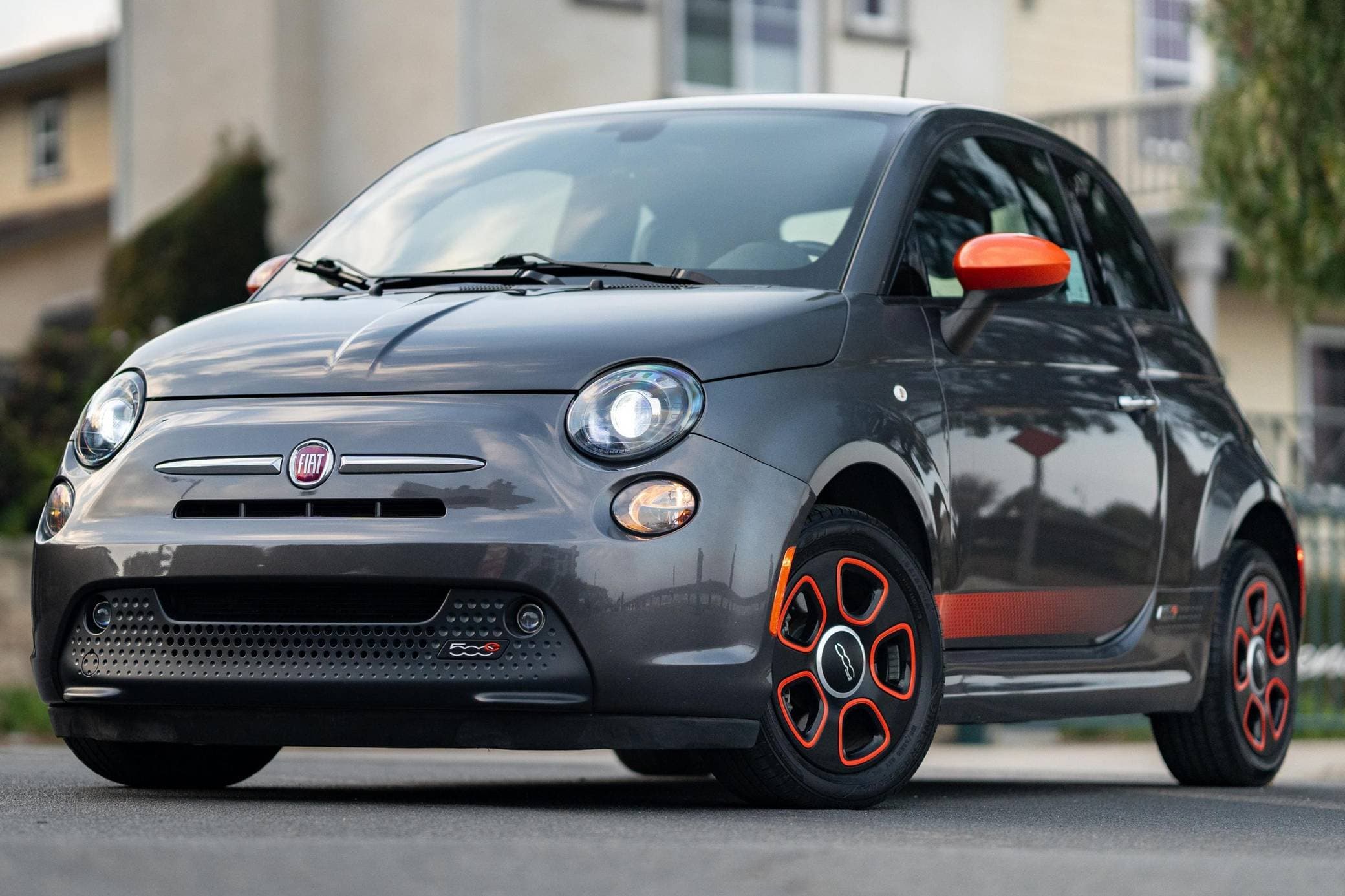 2018 Fiat 500 sold for $8,100