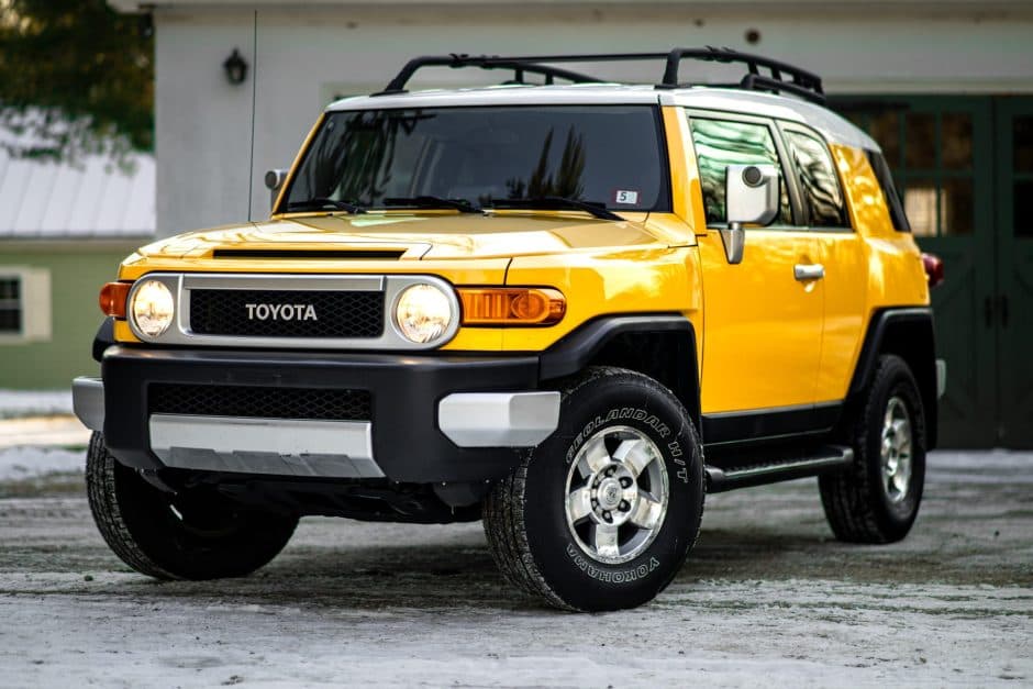 2008 Toyota FJ Cruiser sold for $10,500