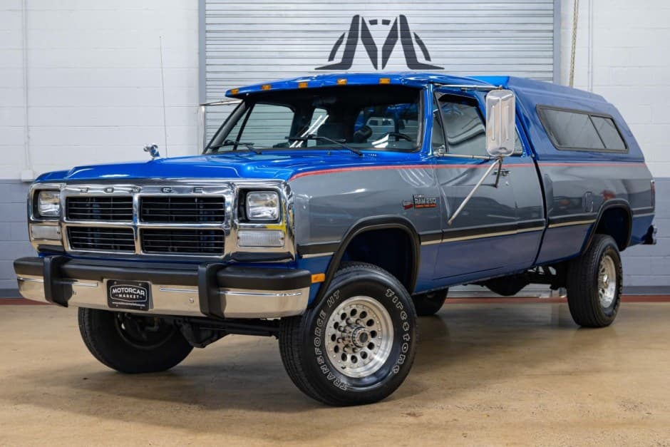 1992 Dodge Ram (1981-1993) sold for $28,250
