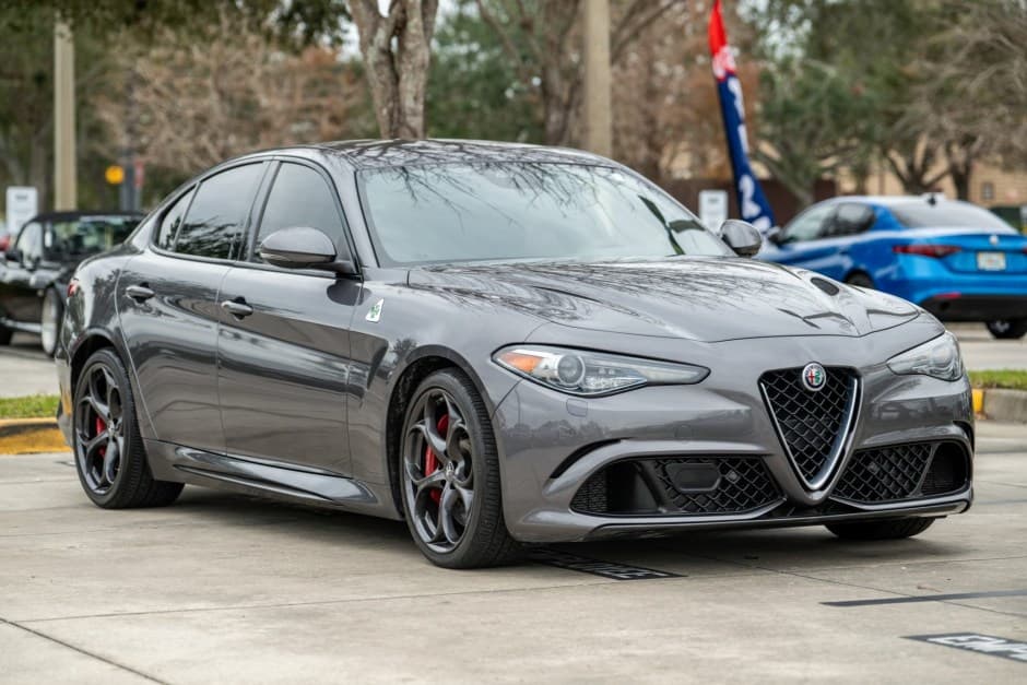 2017 Alfa Romeo 952 Series Giulia sold for $35,750