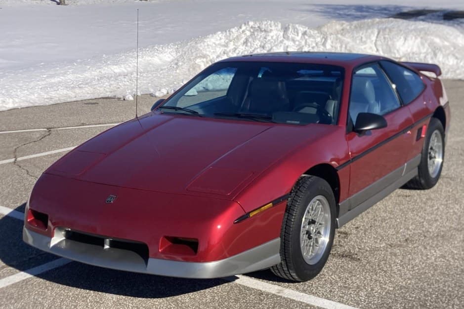 1987 Pontiac Fiero sold for $16,500