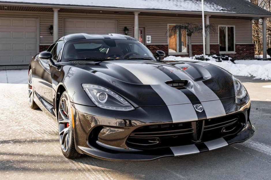 2014 Dodge Viper (2013-2017) sold for $133,000