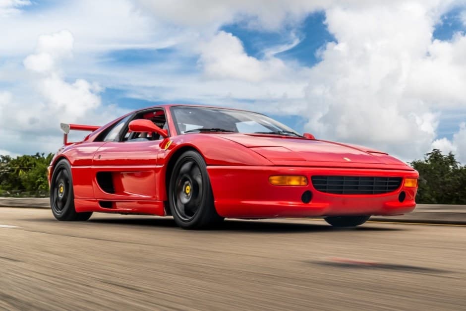 1995 Ferrari F355 sold for $177,000
