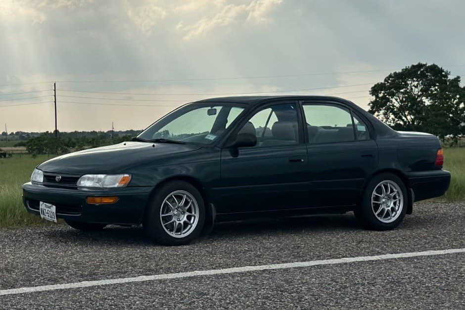1995 Toyota Corolla sold for $7,600