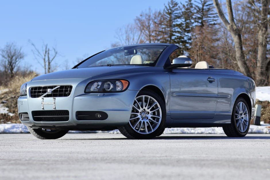 2009 Volvo C70 sold for $15,000