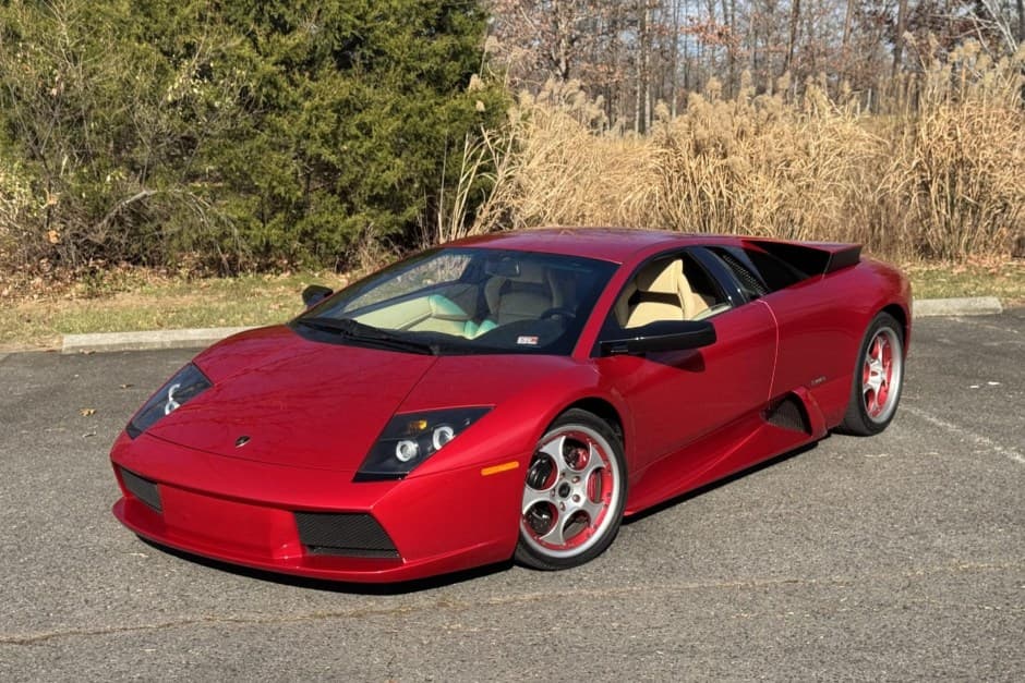 2003 Lamborghini Murciélago sold for $225,000