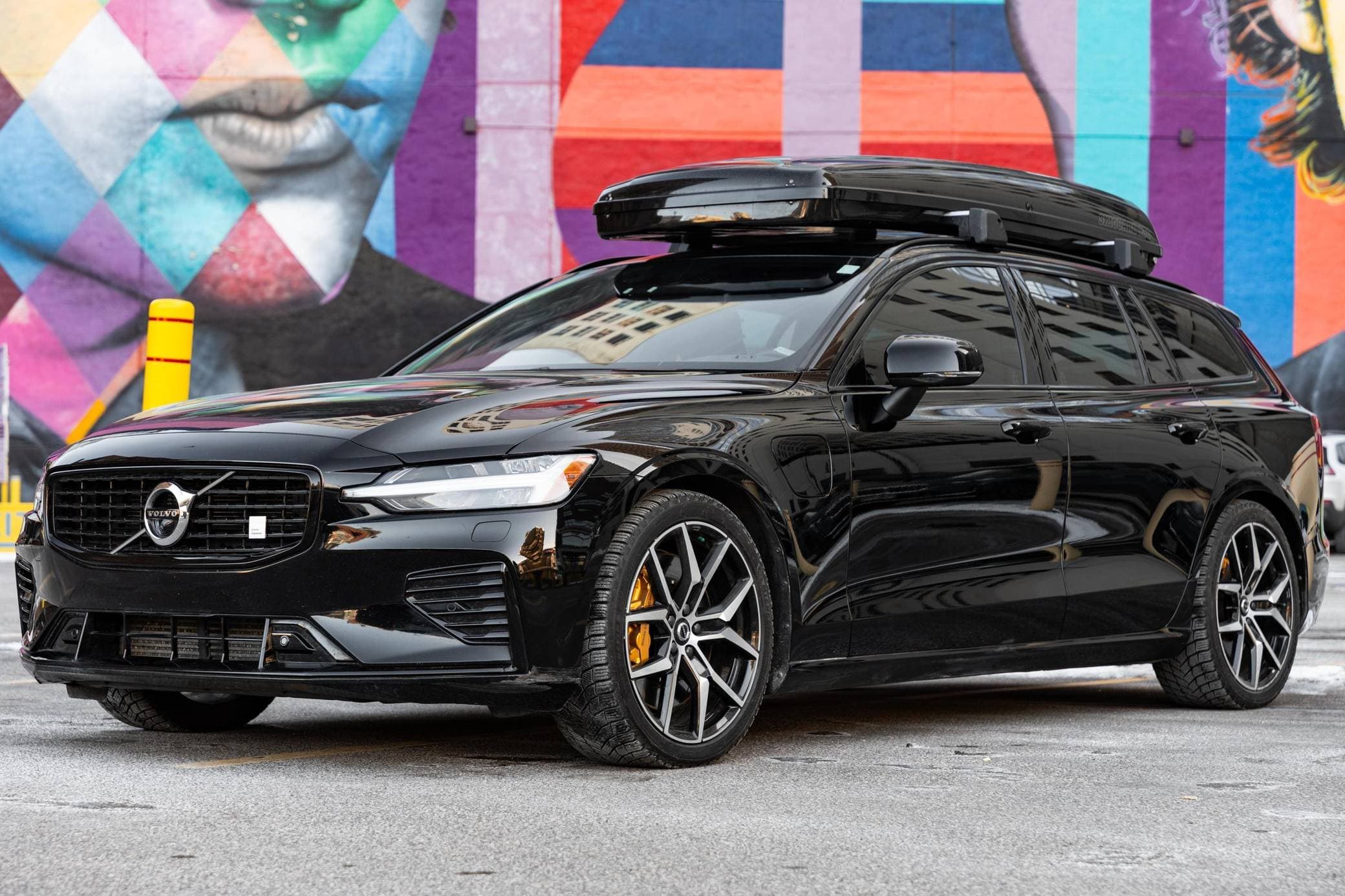 2022 Volvo V60 sold for $54,500