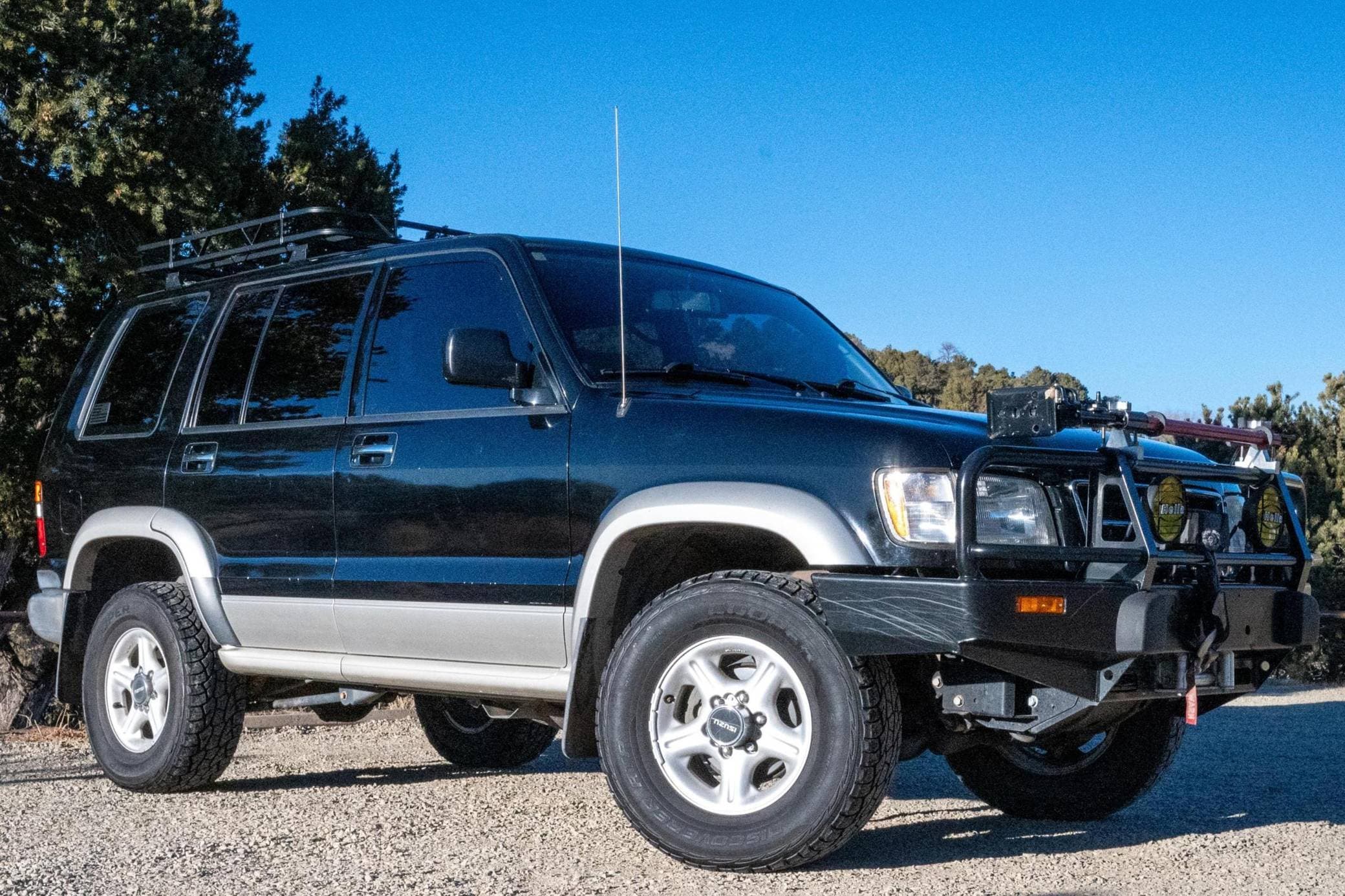 1999 Isuzu Trooper sold for $6,200
