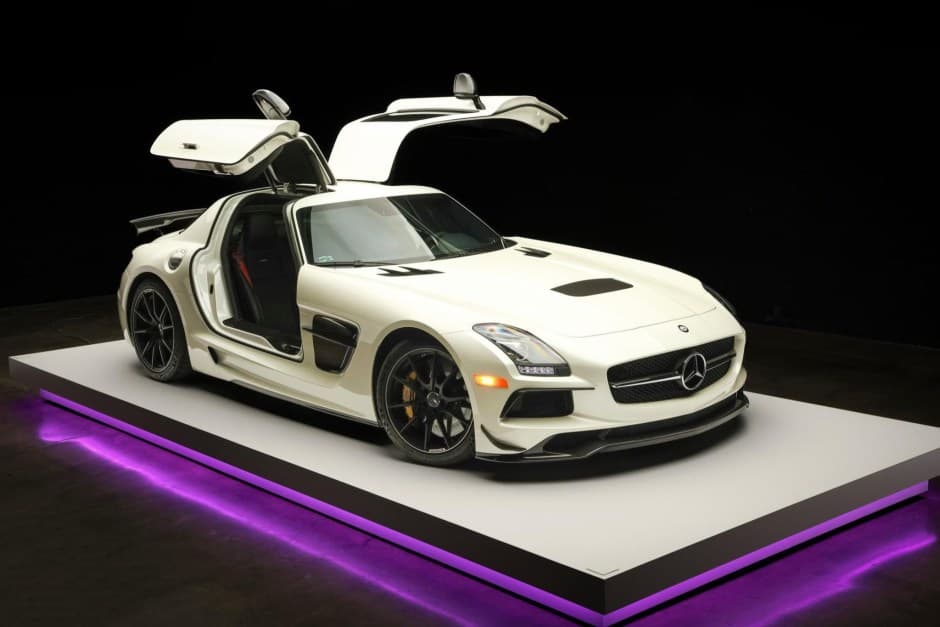 2014 Mercedes-Benz SLS AMG sold for $595,000