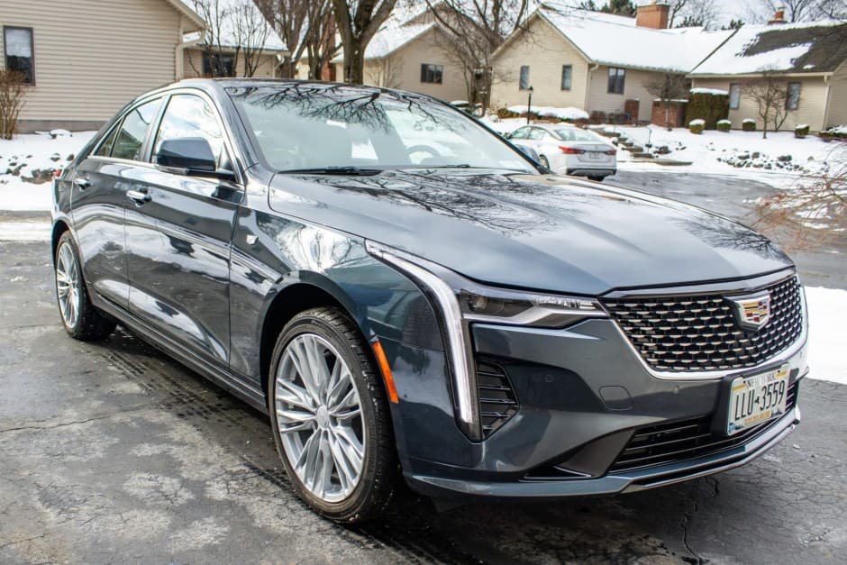 2020 Cadillac CT4 & CT4-V sold for $29,000