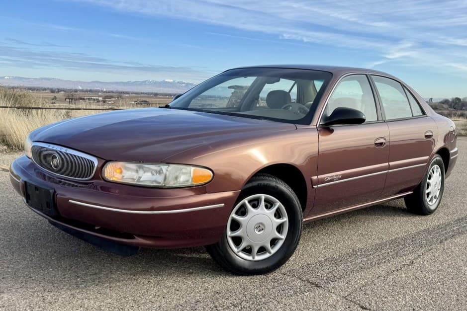 1999 Buick Century sold for $6,100
