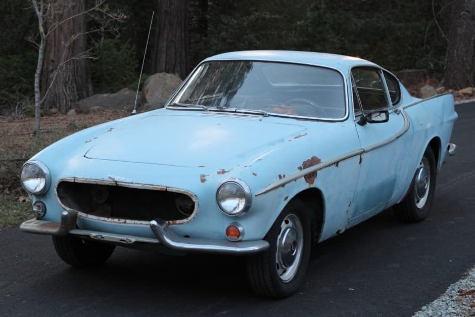 1965 Volvo P1800/1800 sold for $1,965
