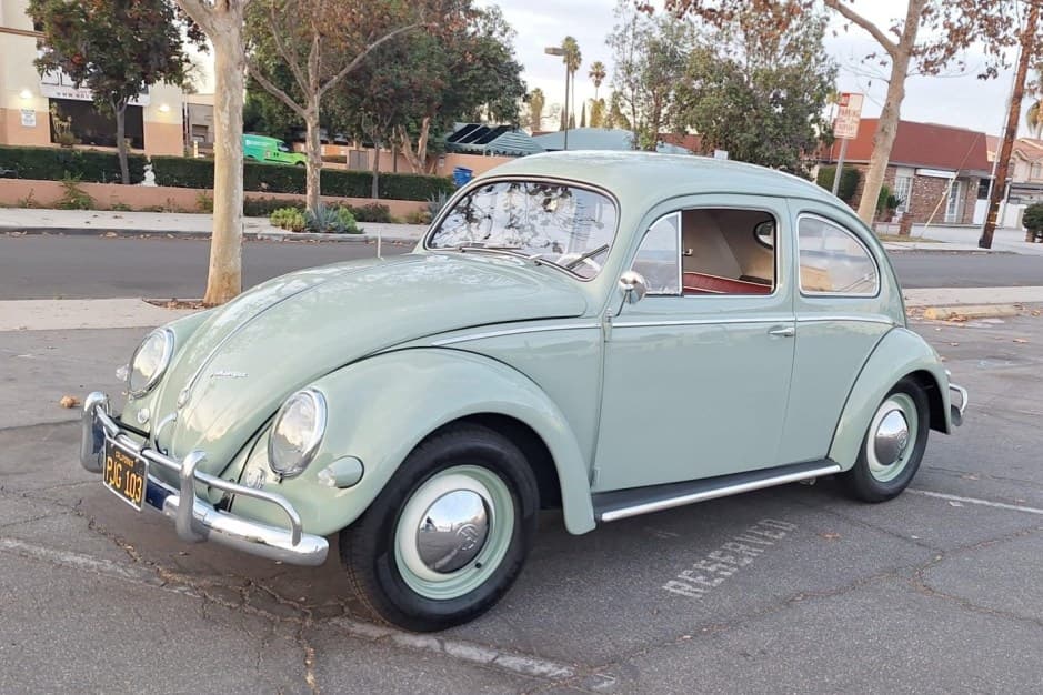1956 Volkswagen Beetle (Oval Window) sold for $17,750