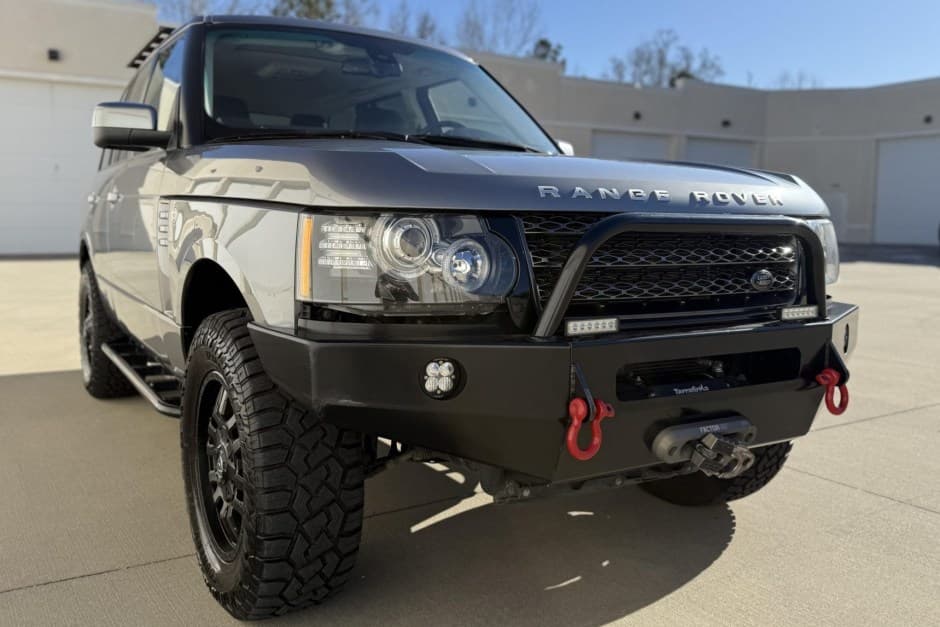 2012 Land Rover Range Rover L322 sold for $19,500