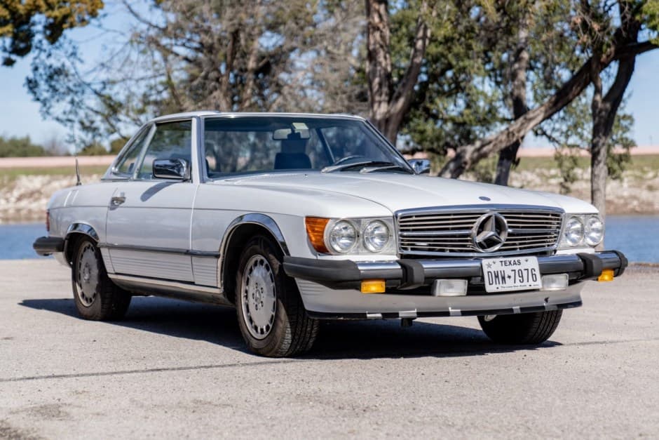 1987 Mercedes-Benz R107 SL sold for $10,000