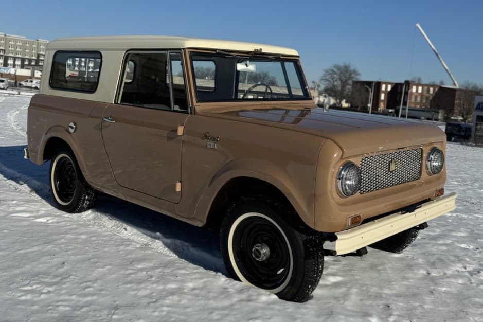 1963 International Harvester Scout sold for $20,500