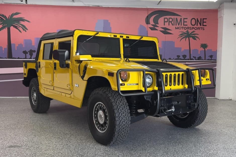 2006 Hummer H1 sold for $123,000