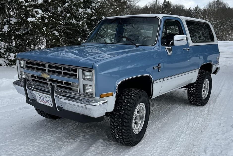 1986 Chevrolet K5 Blazer 1973-1991 sold for $75,000