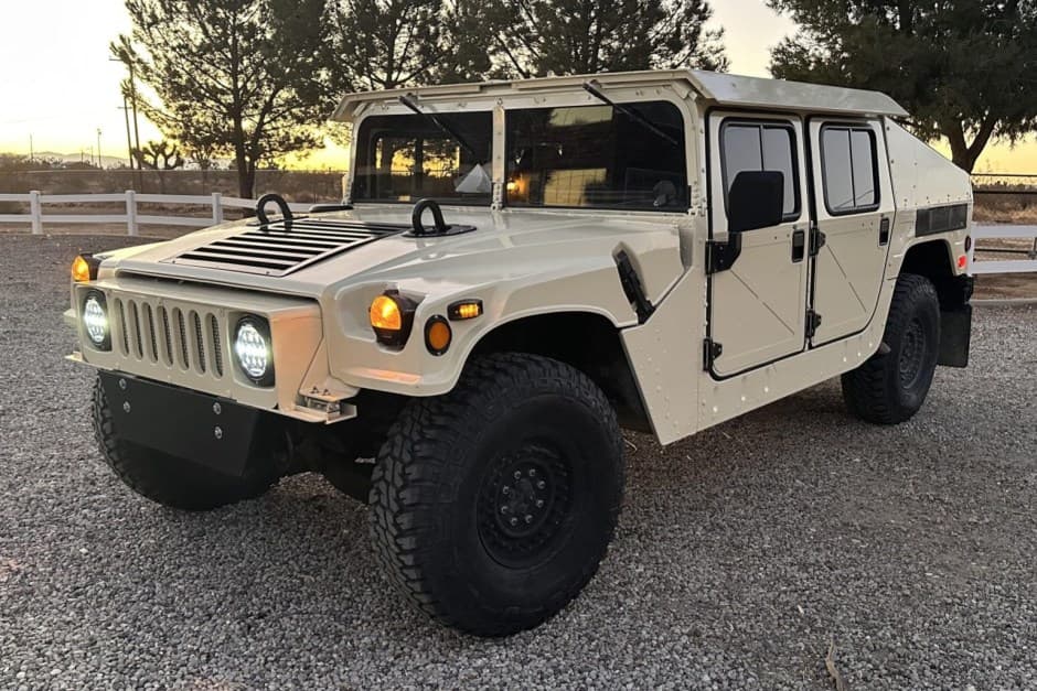 0 Hummer HMMWV/Humvee sold for $33,500