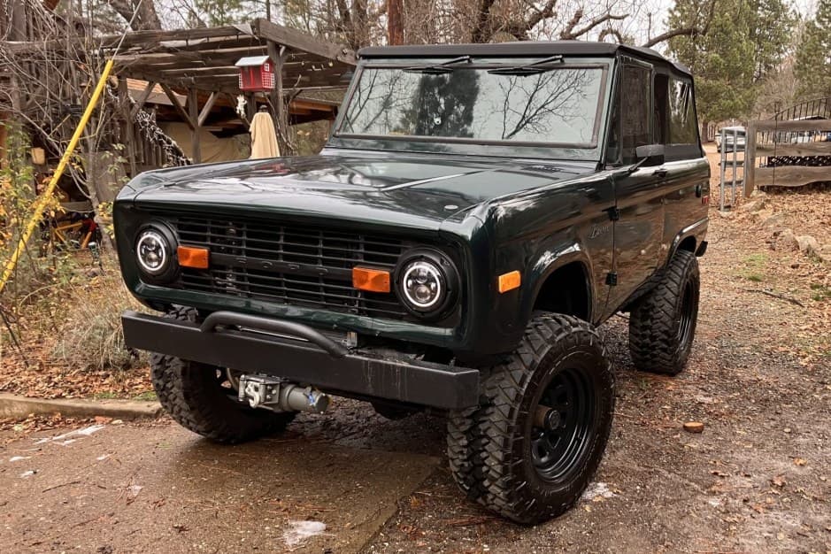 1972 Ford Bronco U13/U14/U15 1966-1977 sold for $41,000