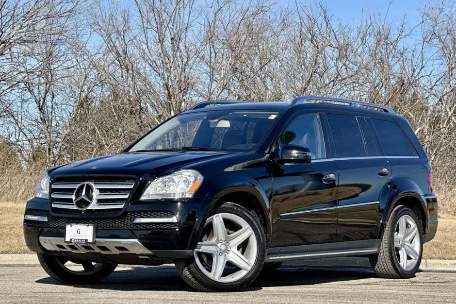 2012 Mercedes-Benz GL & GLS-Class sold for $26,250