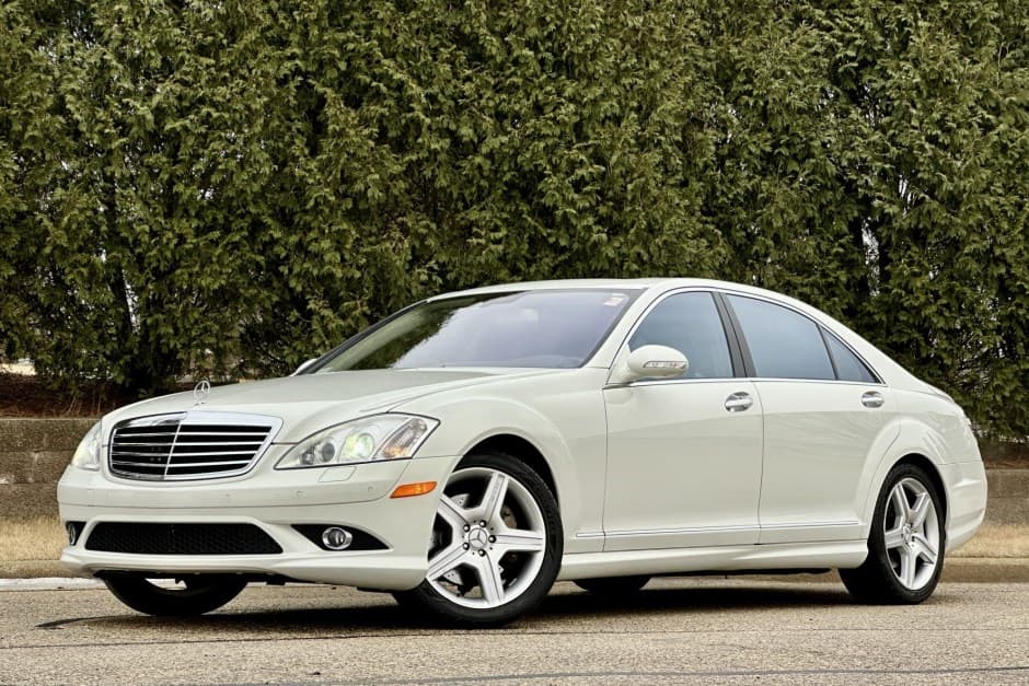 2008 Mercedes-Benz W221 S-Class sold for $14,750