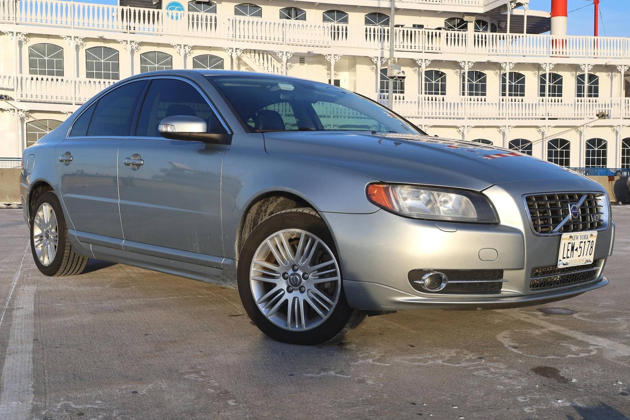 2007 Volvo S80 sold for $7,200